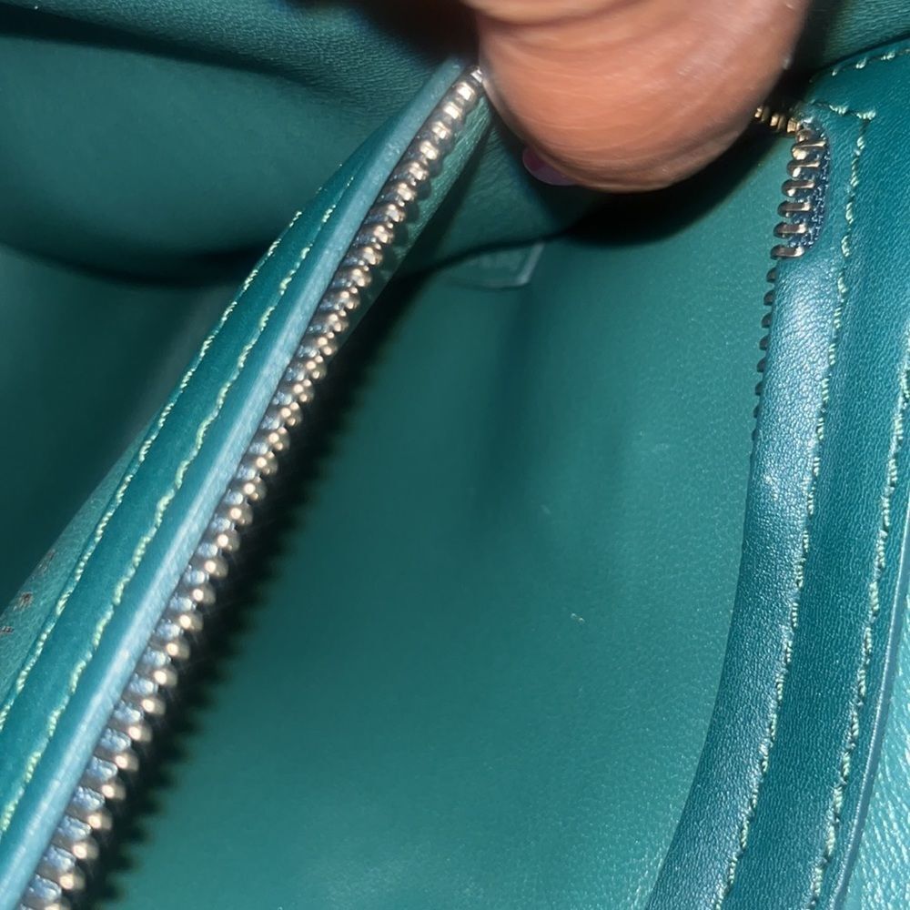 Ladies AUTHENTIC CELINE BAG - Picture 8 of 11